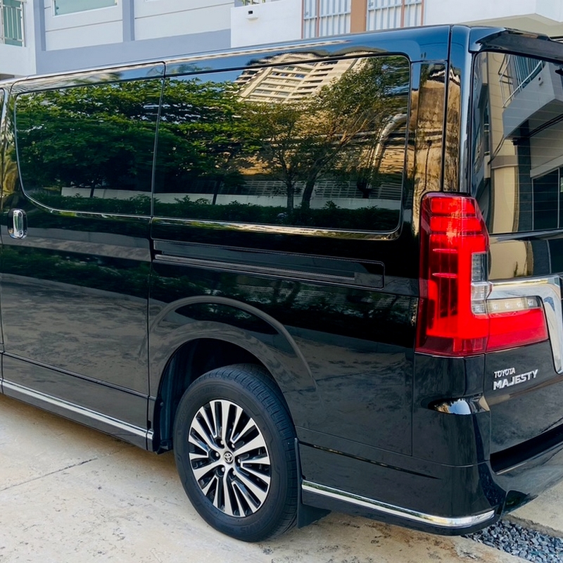 New Toyota Majesty Premium 2022