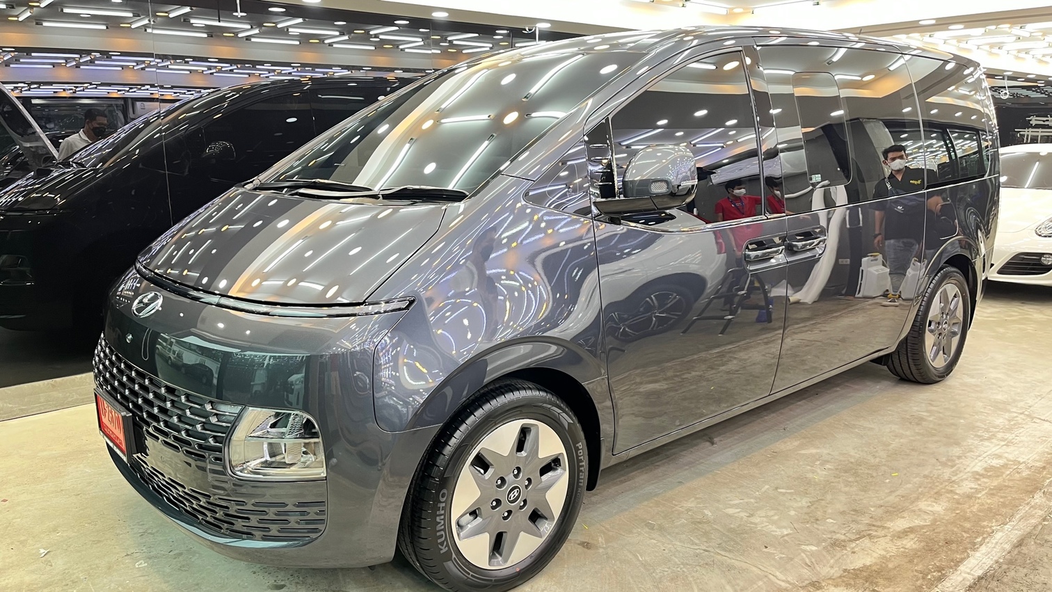 New Hyundai Staria 2022 Premium 10 ที่นั่ง , SEL VIP 9 ที่นั่ง