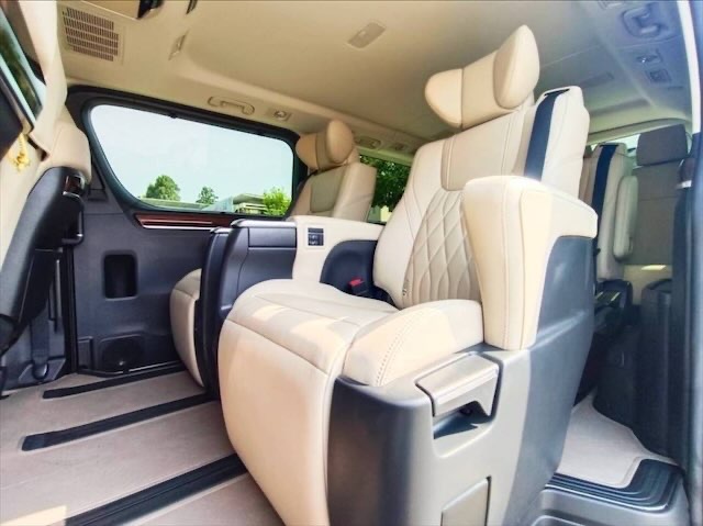 New Toyota Majesty Premium 2022