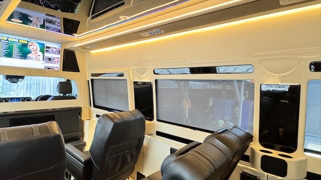 New Benz Sprinter 2024 VVIP 11 Seats