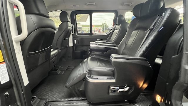 New Hyundai Starita SEL 9 ที่นั่ง , VIP 7 ที่นั่ง