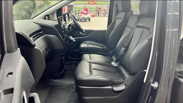 New Hyundai Starita SEL 9 ที่นั่ง , VIP 7 ที่นั่ง