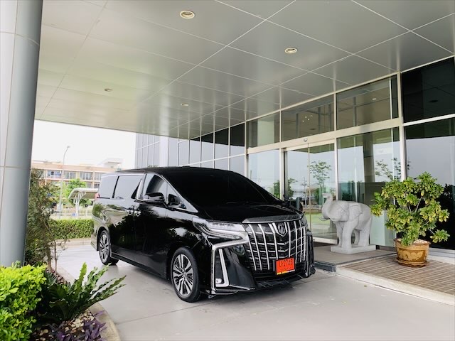 New Toyota Alphard 2022 - 2023 VIP 7 Seats