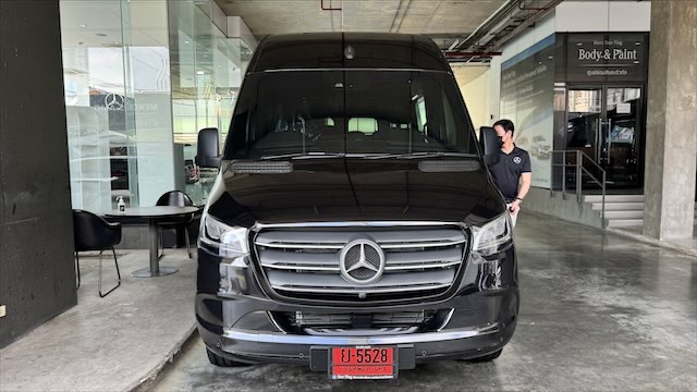 New Benz Sprinter 2024 VVIP 11 Seats