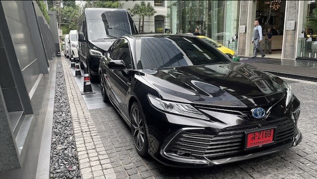 New Toyota Camry Premium Luxury 4 Seats